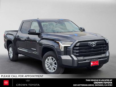 New 2026 Toyota Tundra SR5 w/ SR5 Convenience Package