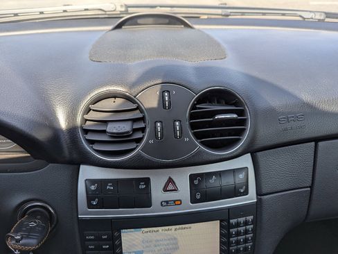 Used 2007 Mercedes-Benz CLK 63 AMG 2dr Cabriolet 6.3L AMG image 21