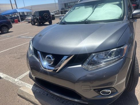 Used 2015 Nissan Rogue SL w/ SL Premium Package FWD image 8