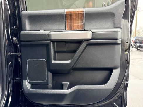 Used 2017 Ford F350 Platinum w/ Platinum Ultimate Package image 43