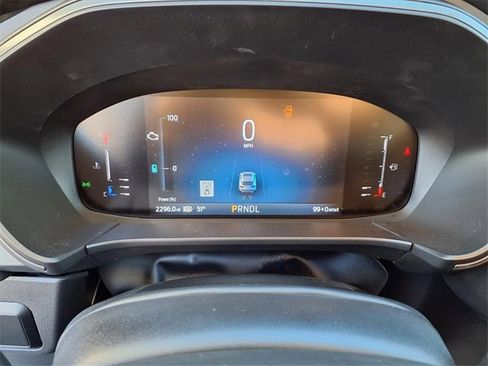 Used 2024 Ford Escape SE image 11