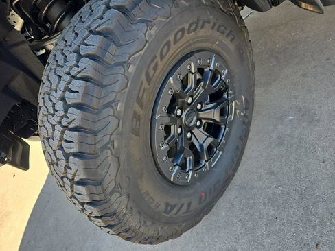 New 2025 Ford Bronco Raptor w/ Interior Carbon Fiber Pack image 34