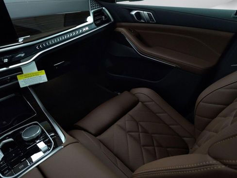 New 2026 BMW X5 xDrive50e w/ M Sport Package image 26