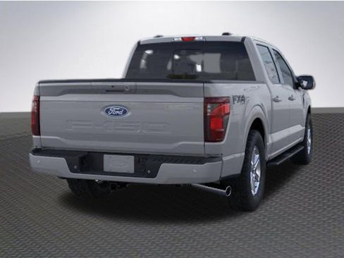 New 2026 Ford F150 XLT w/ Equipment Group 302A MID AWD/4WD image 8