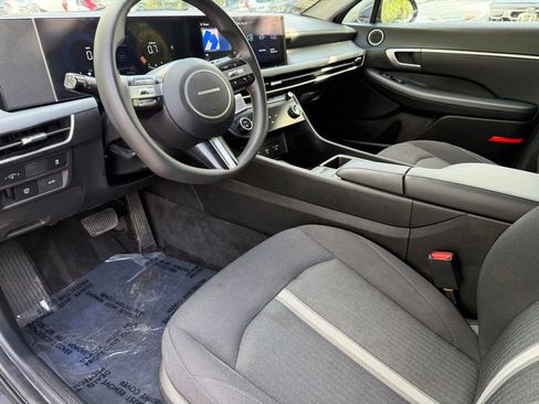 Used 2025 Hyundai Sonata SEL FWD image 19