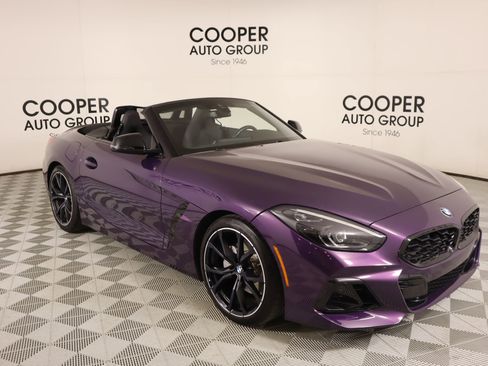 Certified 2023 BMW Z4 sDrive30i w/ Premium Package image 1
