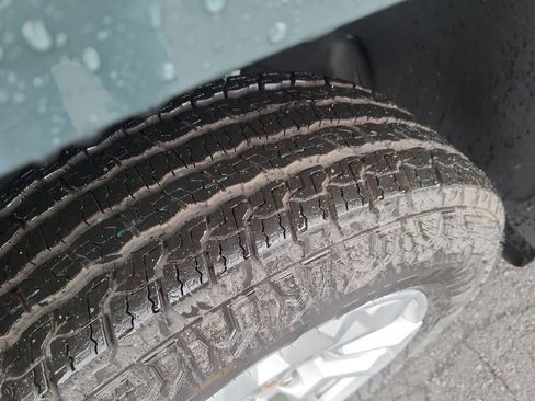 New 2025 Chevrolet Silverado 1500 LT w/ Z71 Off-Road Package image 27