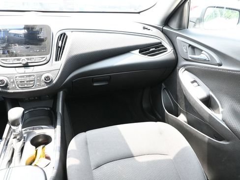 Used 2024 Chevrolet Malibu LT FWD image 22