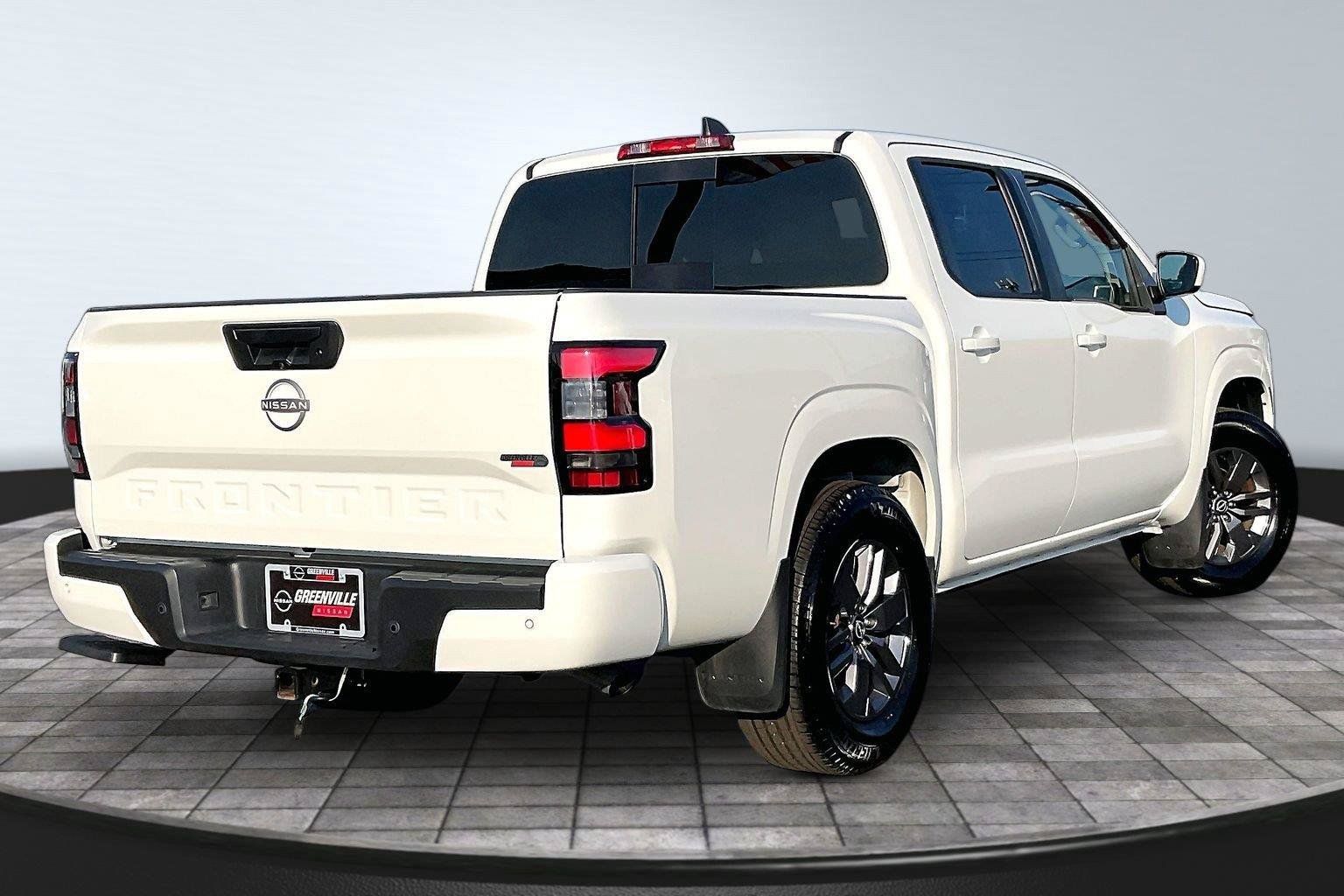 Certified 2025 Nissan Frontier SV RWD image 13