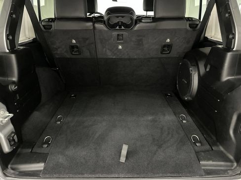 Used 2021 Jeep Wrangler Unlimited Sahara AWD/4WD image 27