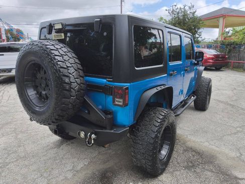 Used 2015 Jeep Wrangler Unlimited Sport w/ Quick Order Package 24S AWD/4WD image 3