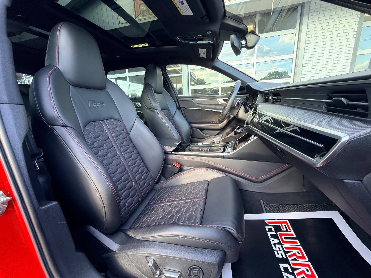 Used 2021 Audi RS 6 AWD/4WD image 40
