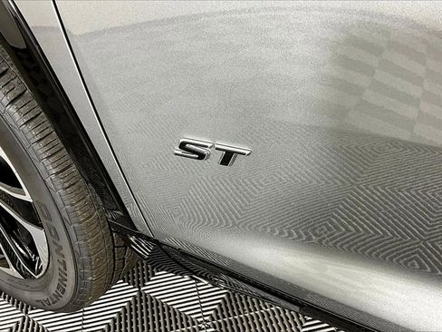 New 2026 Buick Enclave Sport Touring w/ Power Package image 10