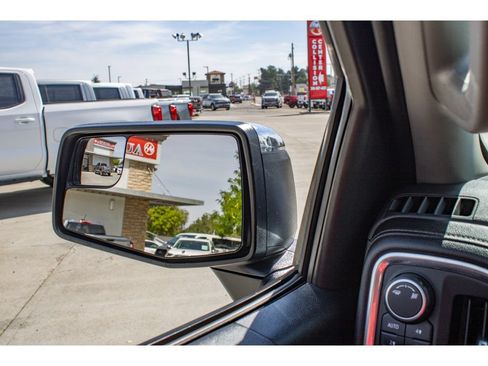 Used 2019 Chevrolet Silverado 1500 LT w/ All-Star Edition AWD/4WD image 33