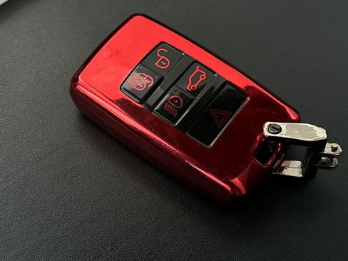 Used 2020 Land Rover Range Rover Sport HSE image 28