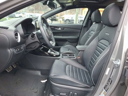 Used 2023 Kia Forte GT-Line w/ GT-Line Premium Package image 14