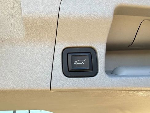 Used 2019 GMC Acadia SLT image 12