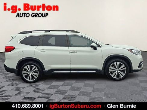 Used 2022 Subaru Ascent Limited w/ Technology Package AWD/4WD image 7