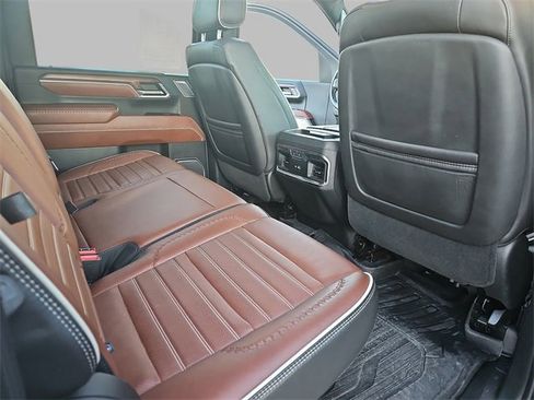 Certified 2024 GMC Sierra 3500 Denali Ultimate image 11