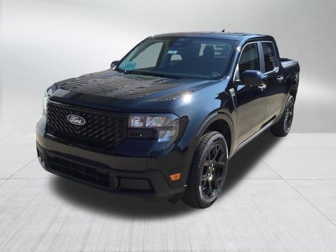 New 2026 Ford Maverick XLT w/ Equipment Group 301A AWD/4WD image 2