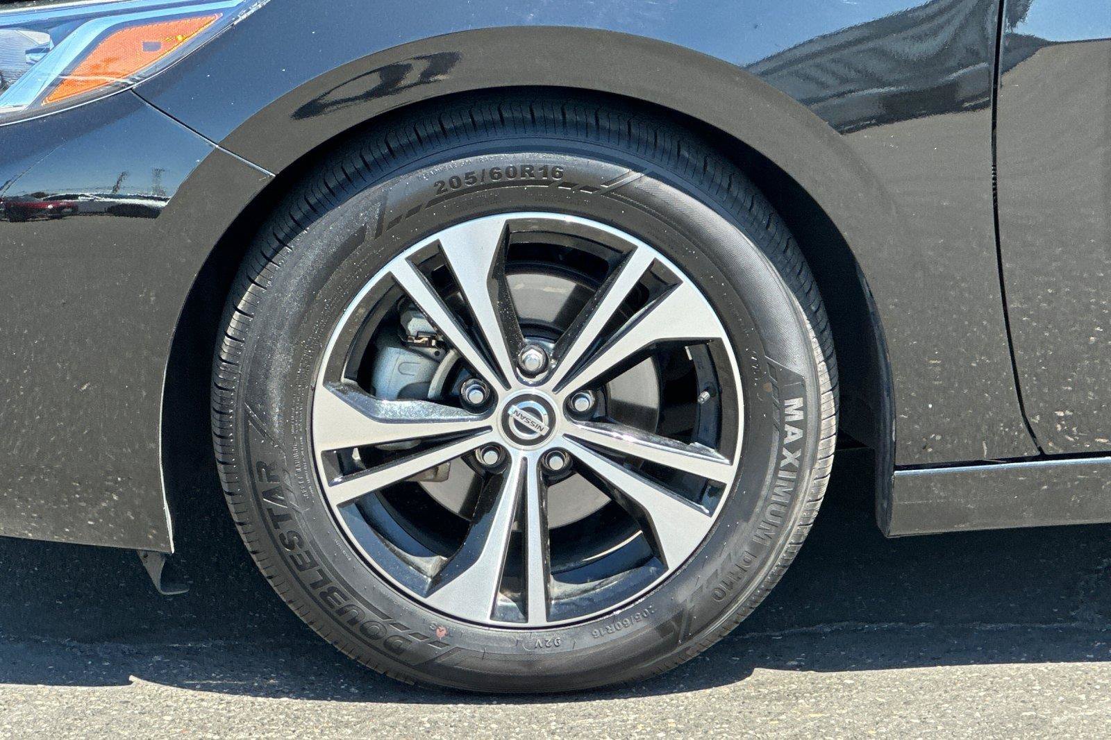 Certified 2023 Nissan Sentra SV FWD image 24