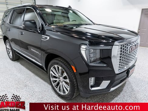 Used 2021 GMC Yukon Denali w/ Denali Premium Package image 6