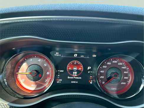 Used 2016 Dodge Charger SRT Hellcat w/ Harman/Kardon Audio Group RWD image 27