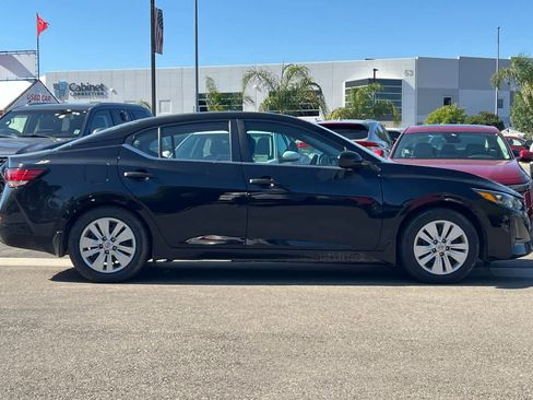 Used 2024 Nissan Sentra S FWD image 9