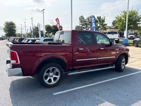 Used 2017 RAM 1500 Laramie w/ Convenience Group AWD/4WD image 3