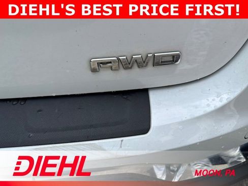 Used 2017 GMC Terrain SLT w/ Open Road Package AWD/4WD image 17