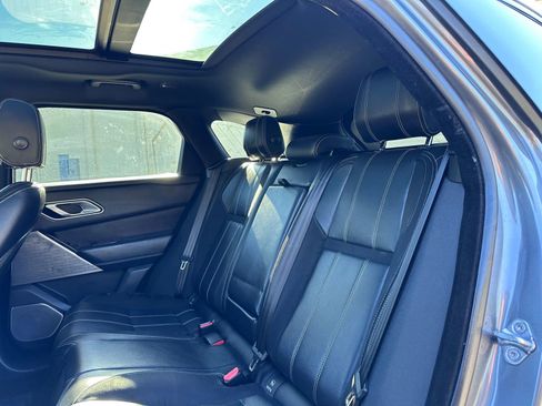Used 2018 Land Rover Range Rover Velar R-Dynamic SE AWD/4WD image 9