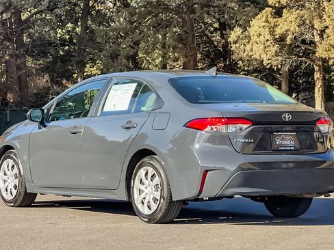 Used 2024 Toyota Corolla LE image 6