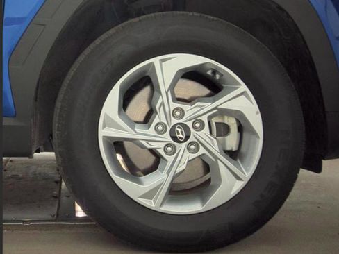 Used 2023 Hyundai Tucson SE image 19