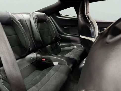 Used 2022 Ford Mustang Shelby GT500 w/ Technology Package RWD image 37