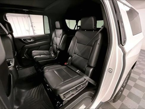 Used 2023 Chevrolet Suburban Z71 w/ Z71 Off-Road Package image 22