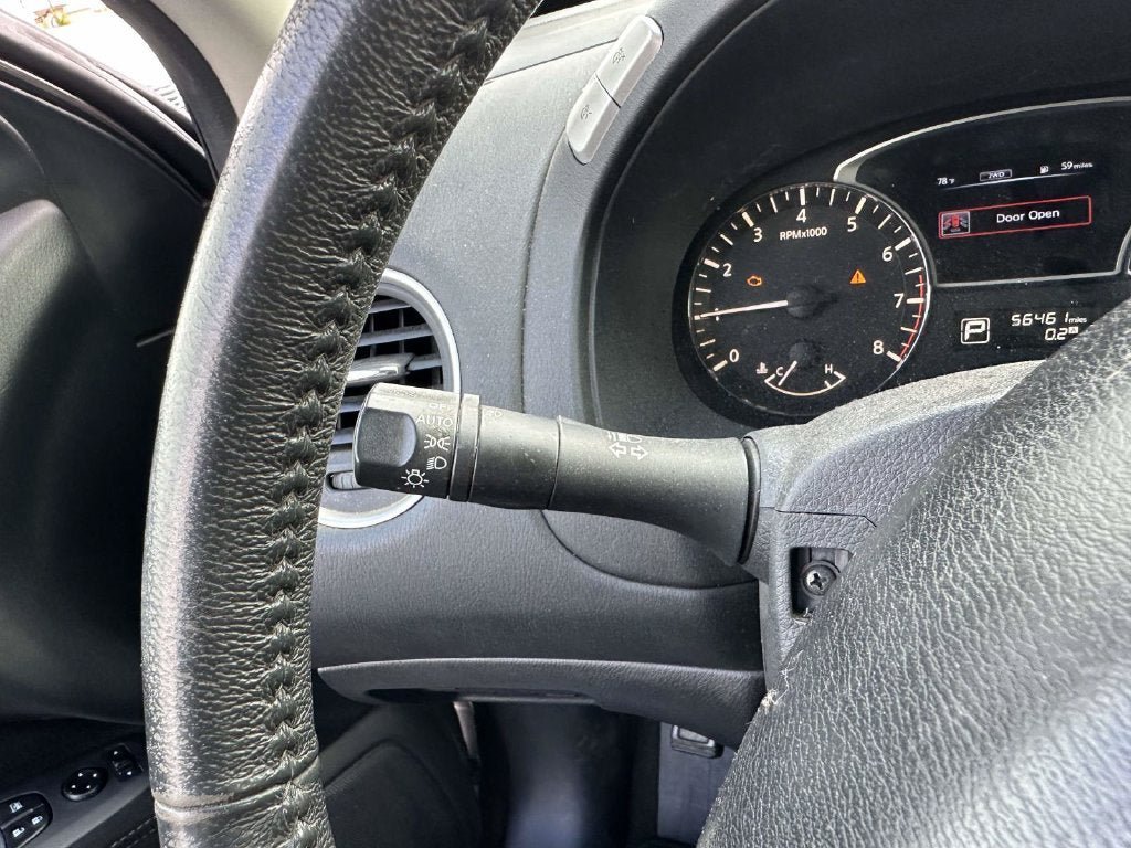 Used 2015 Nissan Pathfinder SV w/ Cargo Package FWD image 30