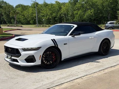 Used 2024 Ford Mustang GT Premium w/ GT Performance Package RWD image 19