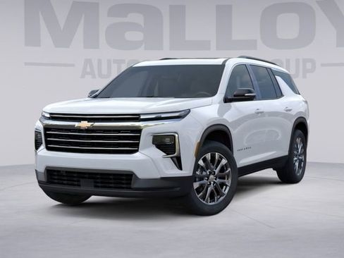 New 2026 Chevrolet Traverse LT AWD/4WD image 1