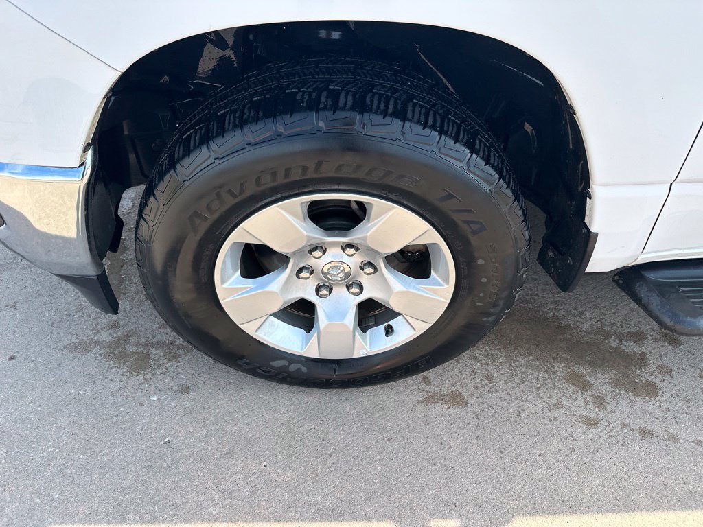 Used 2020 RAM 1500 Big Horn AWD/4WD image 2