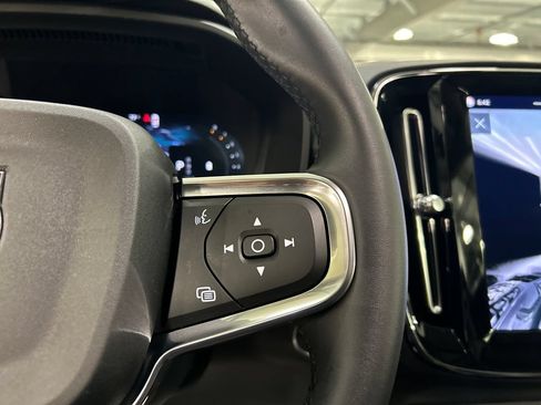 Certified 2026 Volvo XC40 B5 Plus AWD/4WD image 14
