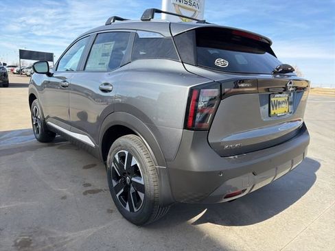 Used 2026 Nissan Kicks SV w/ Cold Weather Package AWD/4WD image 5