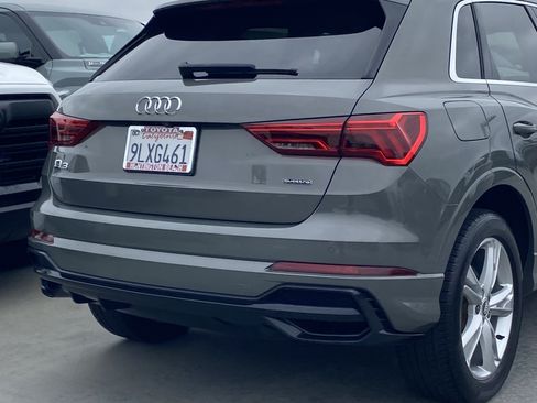 Used 2021 Audi Q3 2.0T Premium w/ Convenience Package AWD/4WD image 4