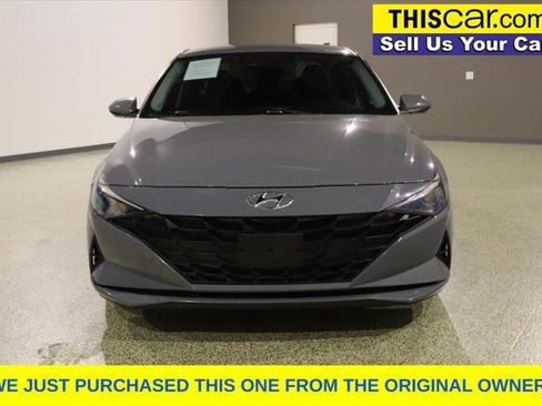 Used 2022 Hyundai Elantra SEL FWD image 3