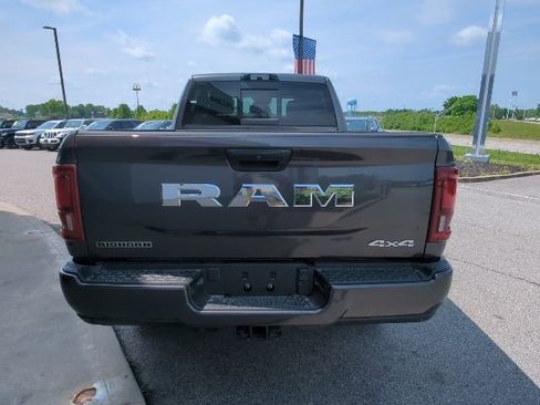New 2026 RAM 2500 Big Horn AWD/4WD image 36