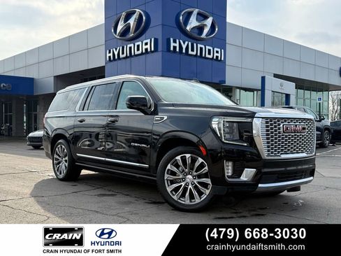 Used 2021 GMC Yukon XL Denali w/ Denali Ultimate Package image 1