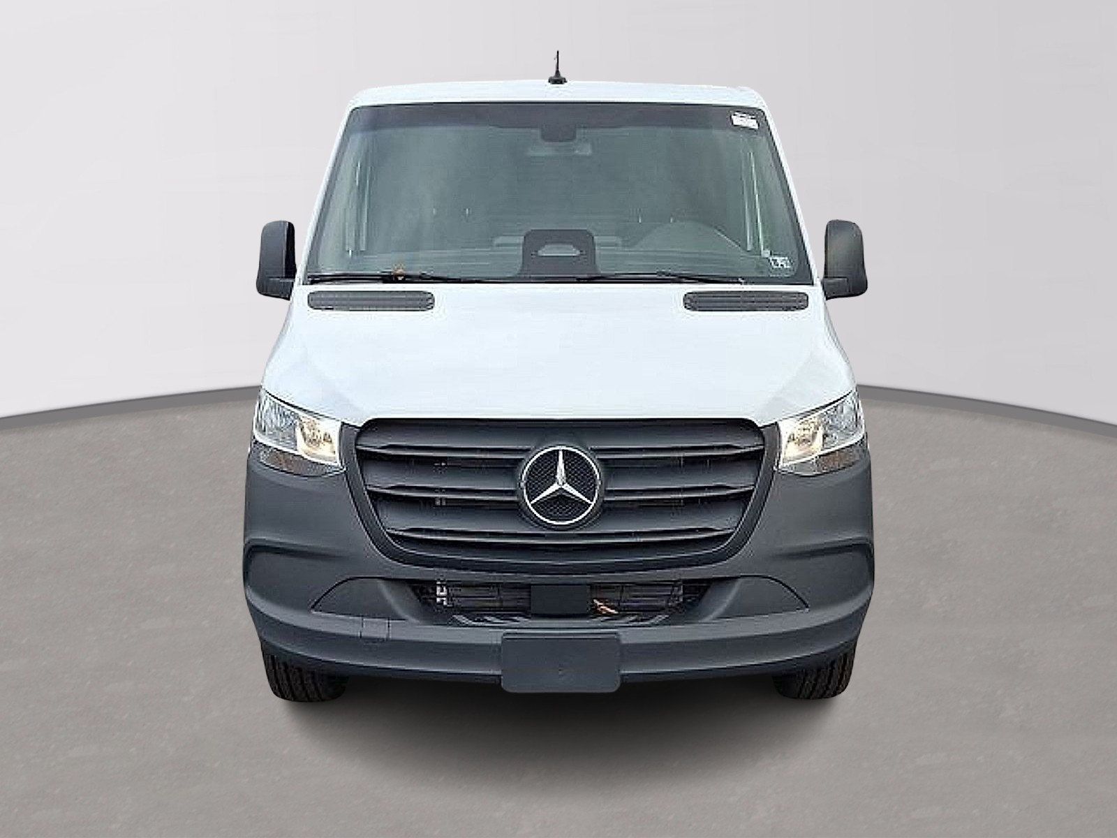 Used 2026 Mercedes-Benz Sprinter 2500 image 2