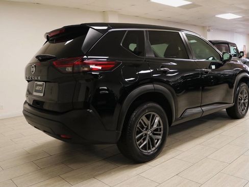 Used 2021 Nissan Rogue S FWD image 6