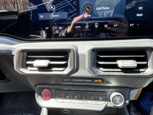 New 2025 Ford Mustang Dark Horse image 18