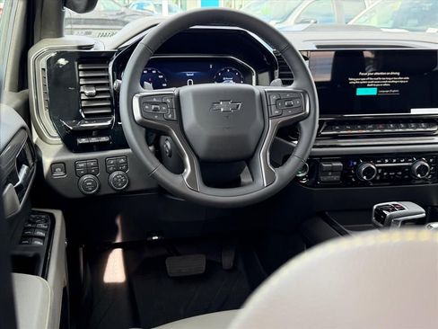 New 2026 Chevrolet Silverado 1500 ZR2 image 8