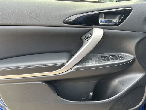 Used 2025 Mitsubishi Eclipse Cross SE image 10